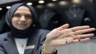 Kuyumcularda Kadınlar Günü mesaisi