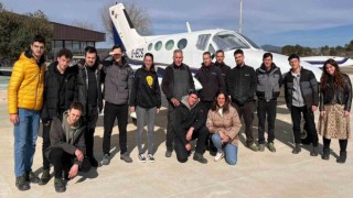 Lise öğrencileri İspanyada uçak bakım stajı yaptı