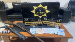Manisada zehir tacirlerine operasyon: 3 tutuklama