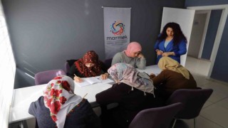 Mardin Büyükşehir Belediyesinden okuma yazma bilmeyen kadınlara fırsat