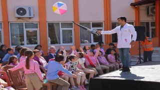 Marmariste 9 okulda bin 361 çocuk eğlenceli bilimle tanıştı