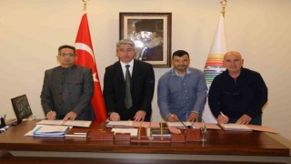 Marmariste imzalar çocuklar için atıldı