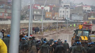 Mehmetçiğin sel bölgesindeki mesaisi devam ediyor