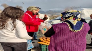 Merkezefendiden deprem bölgesine günlük 2 bin ekmek ulaştırılıyor