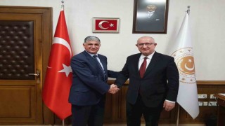 Milli Savunma Bakan Yardımcısı Karaosmanoğlu, BM Karadeniz Tahıl Girişimi Koordinatörü Dashti ile görüştü