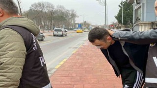 Minibüste pompalı tüfekle öldürmüştü, mahkemece tutuklandı