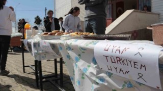 Minik ellerden depremzedelere yardım