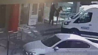 Müdür yardımcısı kadını, bir erkek ve kadın darp etti, o anlar ortaya çıktı