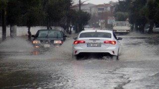 Muğlada beklenen yağış başladı