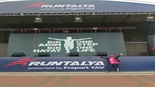 Nilgün öğretmen Antalya Maratonunda başarı elde etti