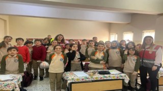 Öğrencilere suçtan korunma yöntemleri anlatılıyor