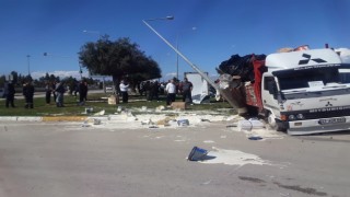 Okul servisi ile kamyon çarpıştı: 5 yaralı