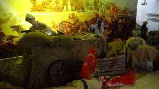 Okullarını adeta Çanakkaleye dönüştürdüler