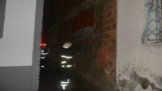 Orduda metruk binada çıkan yangın korkuttu