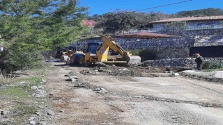 Ortacanın kırsal mahallelerinde yol bakım ve onarım çalışması