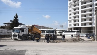 Osmaniyede yol genişletme ve kavşak yapımına başladı