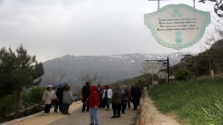 Osmanlı döneminde gurbete giden eşleri için söyledikleri dizeler Mani Yolunda sergileniyor