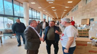 Özdemir: “Bu büyük felaketten dayanışmamızı büyüterek çıkacağız”