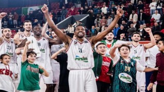 Pınar Karşıyaka, ligin sayı lideri