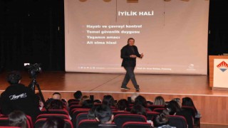 Prof. Dr. Acar Baltaş veliler ile buluştu