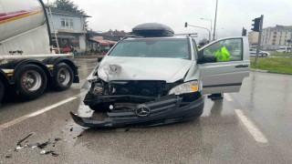 Samsunda trafik kazası: 2 yaralı