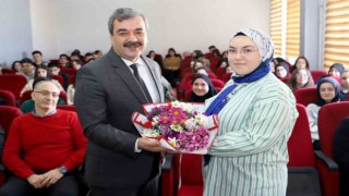 SBTÜ Rektörü Kul: “Yanlış tercih öğrencinin 1 yıllık kaybına sebep oluyor”