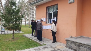 Seçmen listeleri askıya çıktı