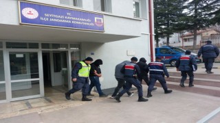 Seyitgazideki bıçaklı kavga: 1i ağır 2 yaralı