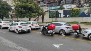 Sürücü kursu aracı ile motosiklet çarpıştı: 1 yaralı