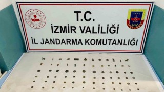 Tarihi eser kaçakçısı kıskıvrak yakalandı