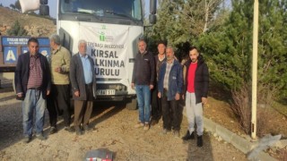 Tepebaşı Belediyesinden depremzede üreticiye yem desteği