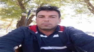 Traktörle römork arasına sıkışan işçi hayatını kaybetti
