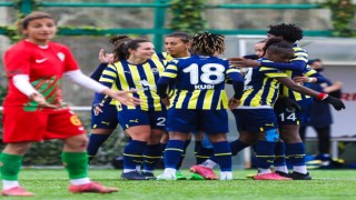 Turkcell Kadın Futbol Süper Ligi: Fenerbahçe: 4 - Amed Sportif Faaliyetler: 0