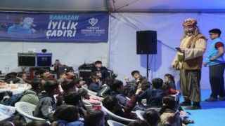 Türkiye Diyanet Vakfından Hatayda depremzede çocuklara Ramazan eğlencesi