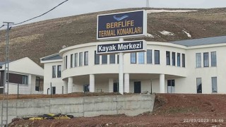 Türkiyenin en soğuk ilçesinde jeotermal otel hizmete başladı