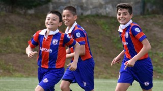 U12 İzmir Cup Şampiyonlar Ligi formatında