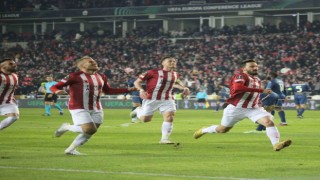 UEFA Avrupa Konferans Ligi: Sivaspor: 1 - Fiorentina: 1 (İlk yarı)