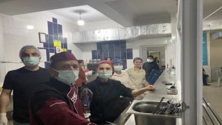 Uludere kaymakamı öğretmen ve öğrencilerle iftarda buluştu
