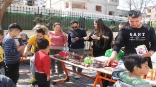 Üniversiteli gençlerden Osmaniyeli öğrencilere moral desteği