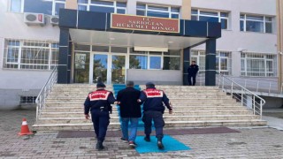 Uyuşturucu taciri jandarma kaçamadı