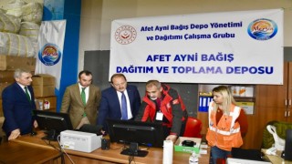 Vali Pehlivan, AFAD Lojistik Merkezinde incelemelerde bulundu
