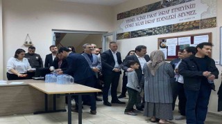 Vali Tavlı, Milasta depremzedelerle iftar yaptı