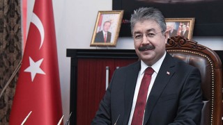 Vali Yılmaz, “İstiklal Marşı”nın kabul yıldönümünü kutladı