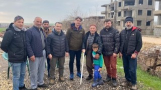 Veterinerler deprem bölgesindeki hayvanlar için seferber oldu