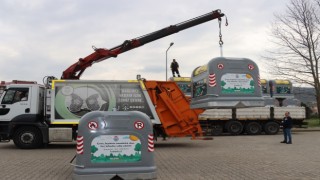 Yalova Belediyesi çöp konteynerlerini yeniliyor