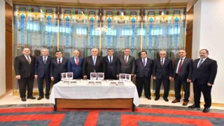 Yargıtay Başkanı Akarca, “Hukuk Rehberi”nin tanıtımına katıldı