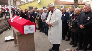 Yargıtay Onursal Cumhuriyet Başsavcısı Kanadoğlu, Ayvalıkta son yolculuğuna uğurlandı