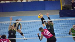 Yarı Finalde Bozüyük Belediyesi Eğitim Spor Mehmet Erdem Marmara Akademiyi 3-2 yendi