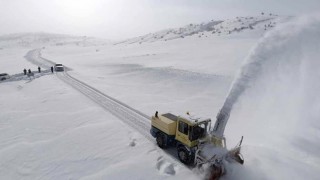 Yozgatta kar nedeniyle 15 köy yolu ulaşıma kapandı