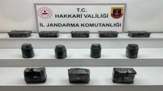Yüksekovada 15 kilo metamfetamin ele geçirildi